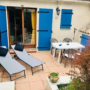 https://mazet-provencal-cosi.fr-provencehotel.com