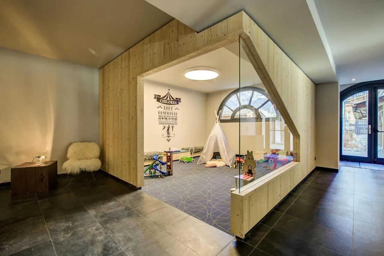 La Cordee 623-Luxury Apartment With Mountain View And Spa Chamonix